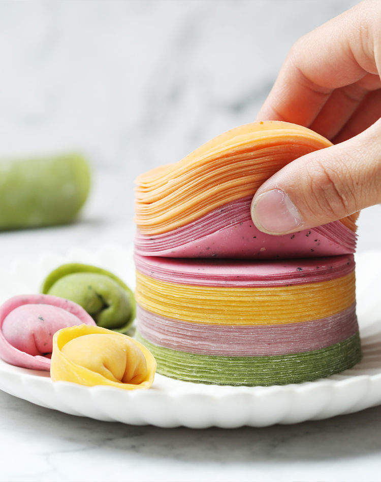 果蔬菜饺子皮五彩色饺子皮儿童新鲜蒸煎水饺皮 果蔬馄饨皮8*8 一斤装