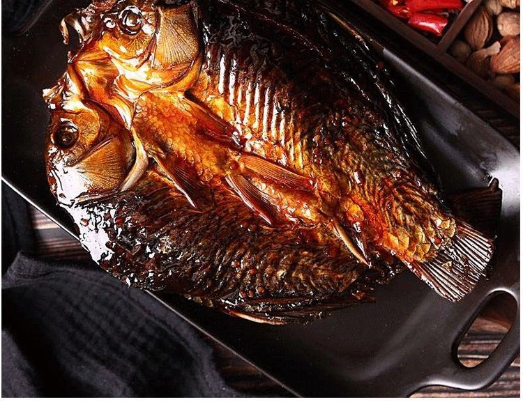 阳干鲫鱼湖北特产鱼干干货腌制鲜卤腊味活鲫鱼风干荆州手撕咸鲫鱼中号