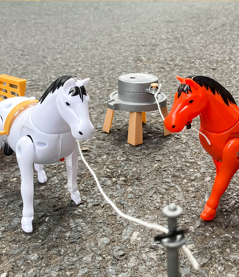 儿童电动小马仿真会走路的发声马车旋转转圈的绕桩马男孩女孩玩具拉车