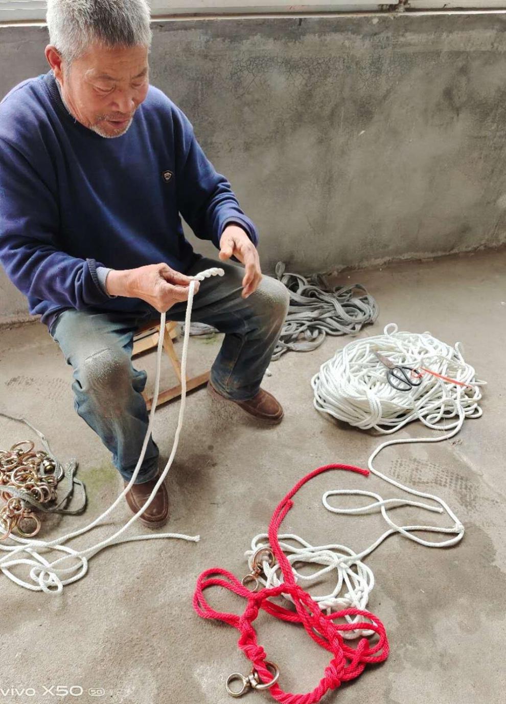 牛笼头缰绳编织编花牛龙头套拴牛绳子牛笼头套可调大小 10mm红色编花