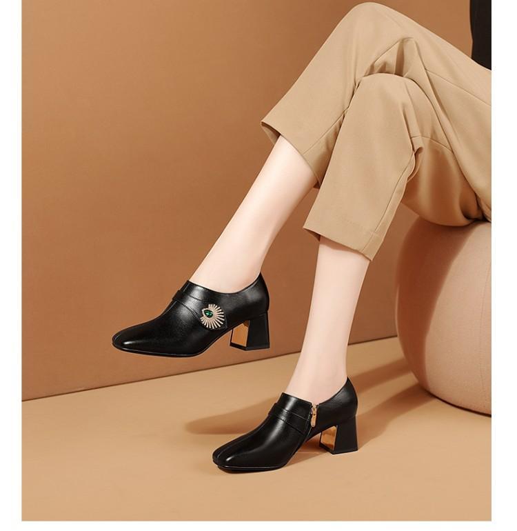 秋冬单鞋女粗跟2021年秋季新款女士高跟皮鞋百搭牛皮方头女鞋轻奢潮品