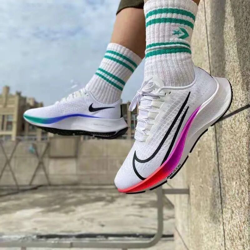 nike耐克 联名纯原鞋飞马37zoom白彩虹跑鞋莆田38代登月休闲运动