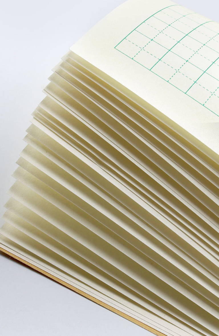 鸣尚 小学生一年级二年级标准统一作业本批发田字格练字本练习本生字