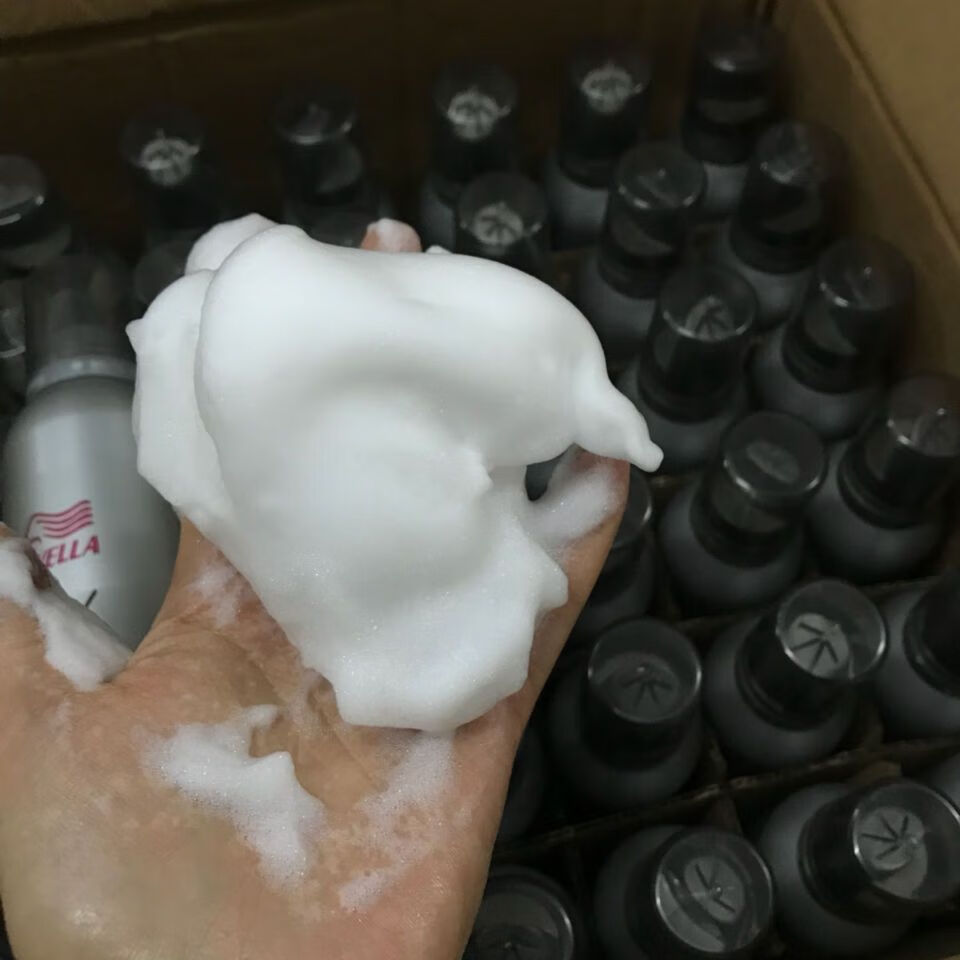 威娜泡沫发蜡保湿软定型护卷发羊毛卷造型蓬松防毛燥弹力素 毛燥