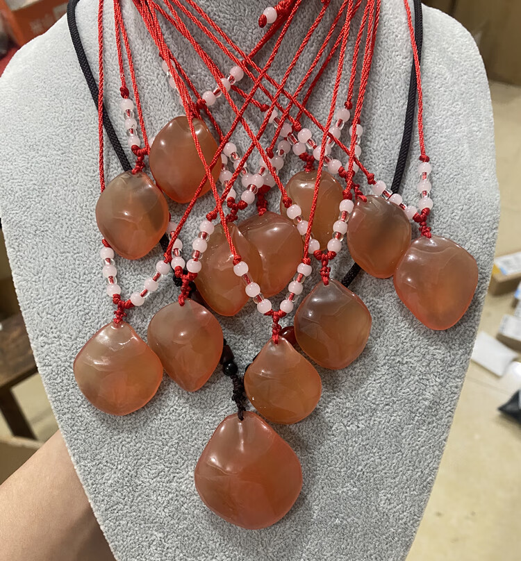 歌盼 青鱼石鱼惊石成品项链吊坠毛衣链 手把件宝宝儿童天然饰品礼物