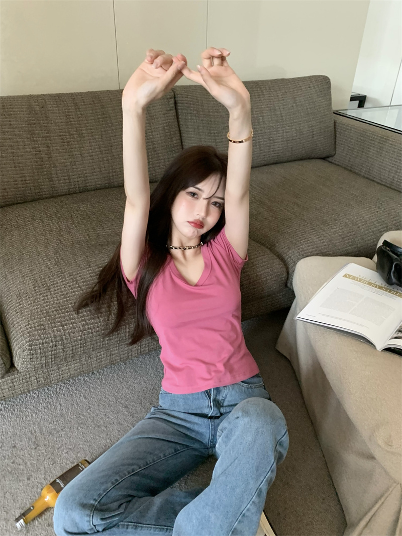 少女凯拉~辣妹u领正肩短款t恤女夏季2022年新款短袖修身白色上衣 黑色