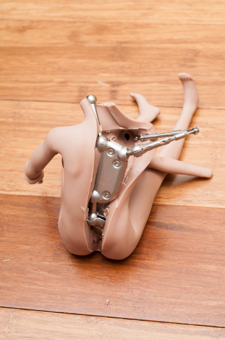 送礼优选tbleaguephicen16女兵人钢骨包胶女可动素体s07cs12ds39a微胖