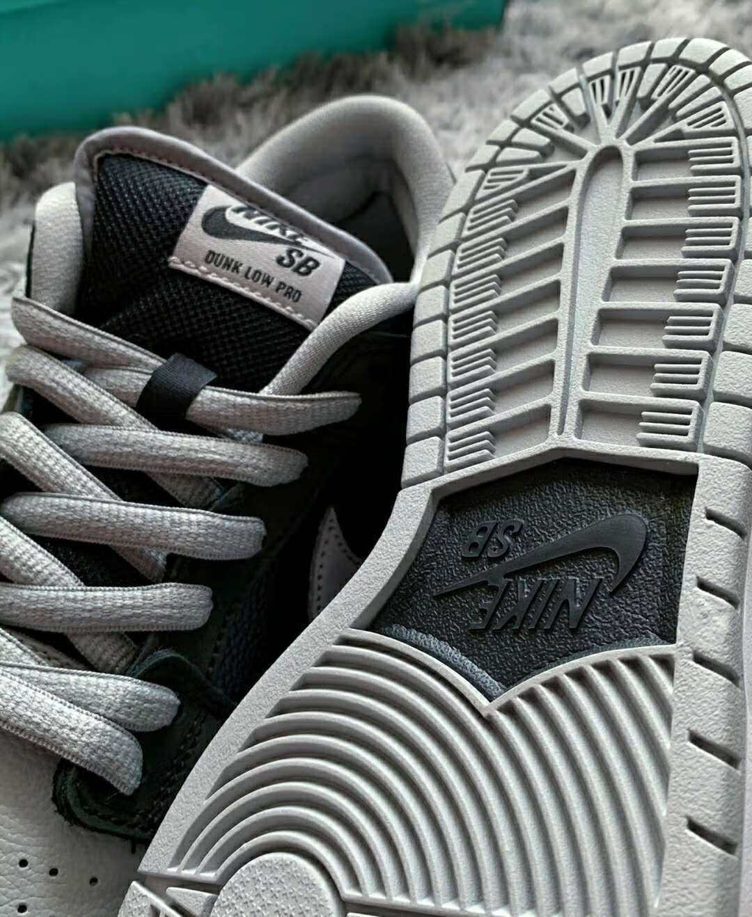 方式:系带鞋帮高度:低帮上市时间:2022年春季功能:耐磨,防滑鞋底材质