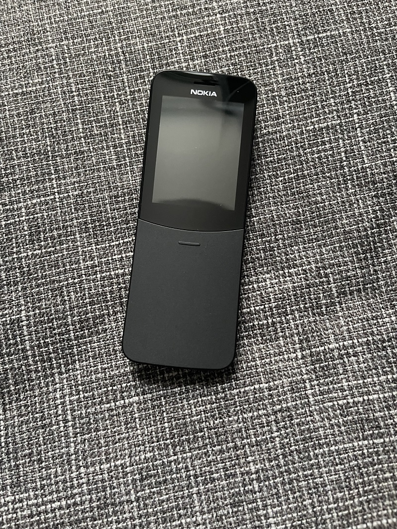 nokia/诺基亚 8110 4g通香蕉手机老年人学生机滑盖备用机热点 黑色(9.