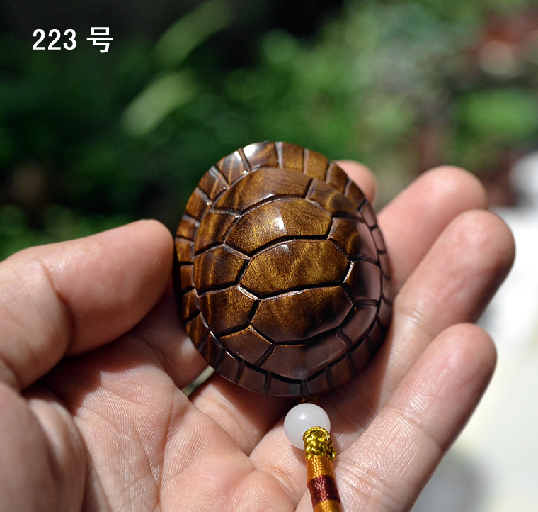 金丝楠木雕手把件富甲天下乌龟壳龟甲手把玩件文玩挂件阴沉木雕件 227
