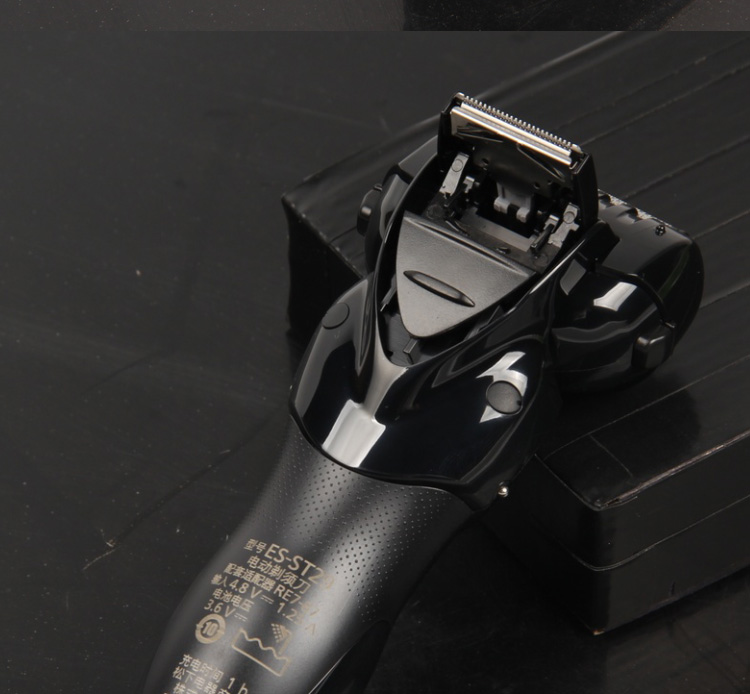 松下panasonic日本原装进口电动剃须刀往复充电式全身水洗刮胡刀ess