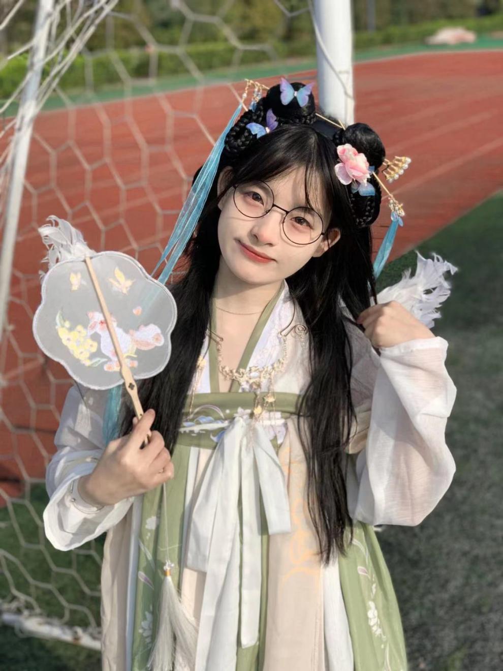 瓷俪新品汉服夏天轻薄凉快花开半夏原创汉服女唐制齐胸襦裙白菜印花