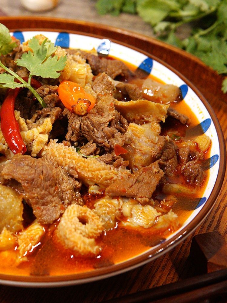 荆州公安牛三鲜地方特色速食鲜冻牛杂火锅牛筋牛肉半成品菜黄金管1200