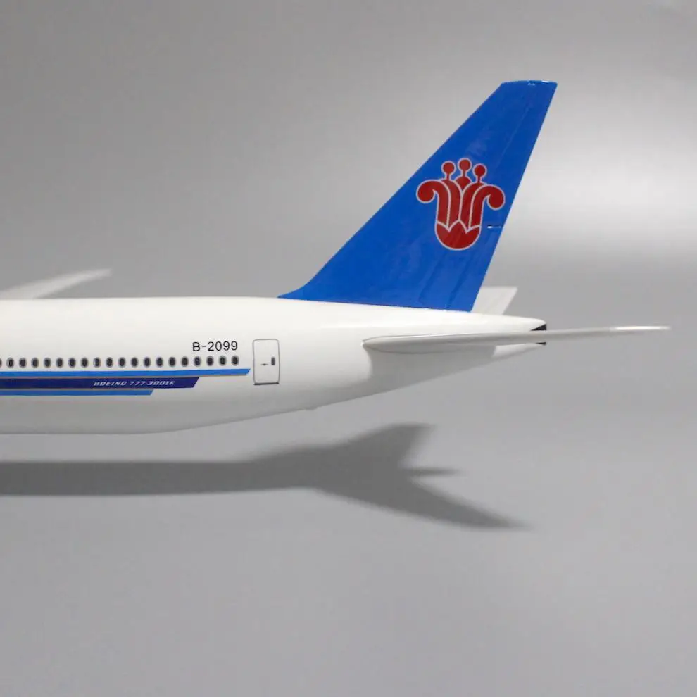 波音777飞机模型47cm带灯带轮子仿真客机航模 南航777标配版(不带灯)