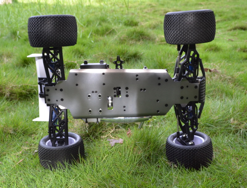 1/8遥控汽车燃油油动遥控高速竞速卡车 四驱遥控赛车rh801 黑色 r0022