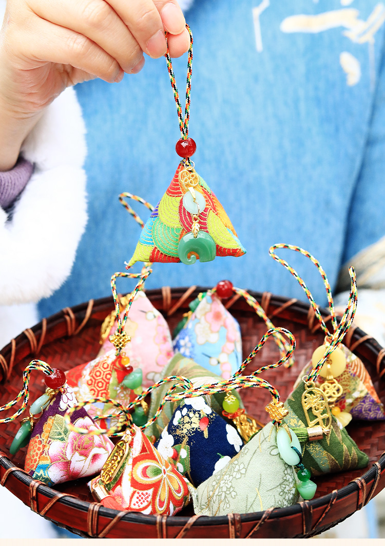 2022新款端午节香囊端午节祈福香包驱蚊艾草香囊纯艾叶香袋粽子礼盒