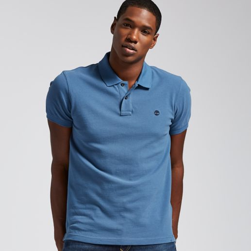 are casual, but theres something about wearing a collared shirt