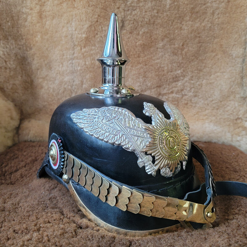 (现货速发)德国尖顶盔pielhaube一战普鲁士军盔复古牛皮头盔真人可穿