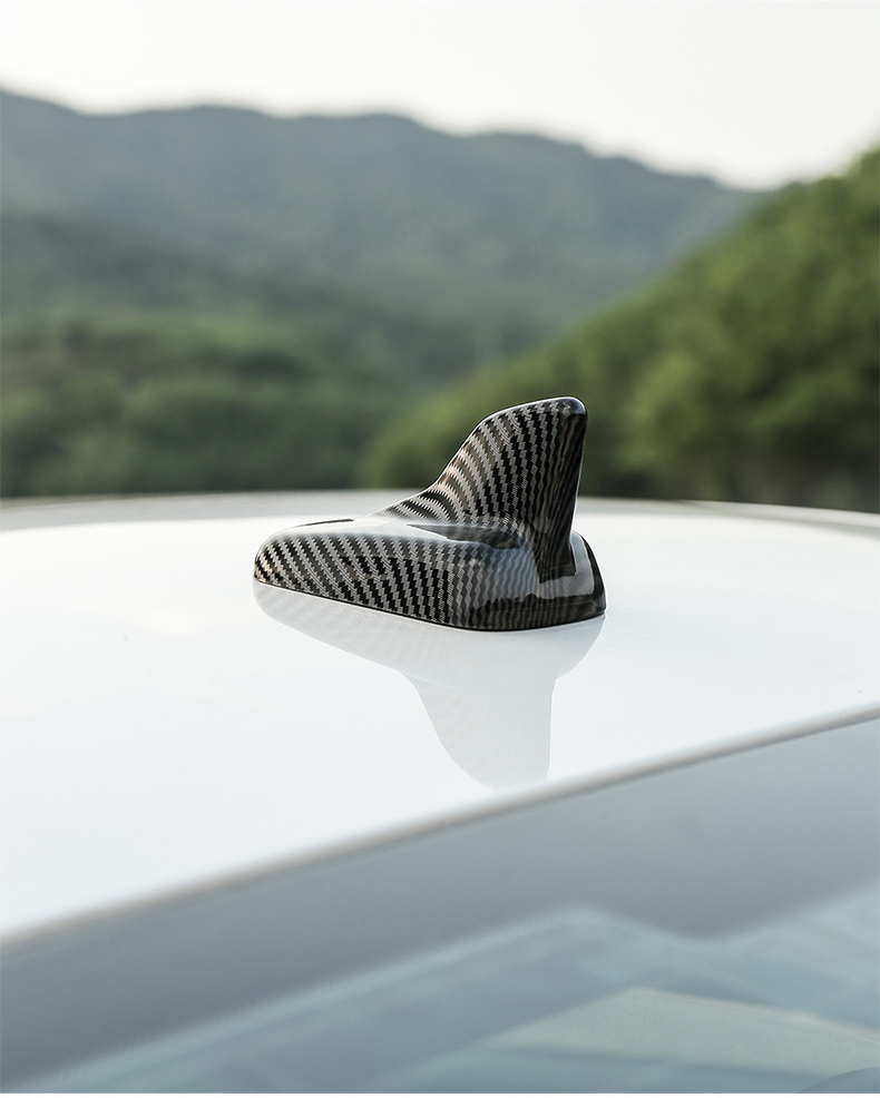 东面奥迪a4la5q2lq3q5la6la3l鲨鱼鳍天线罩盖车顶改装饰贴专用配件