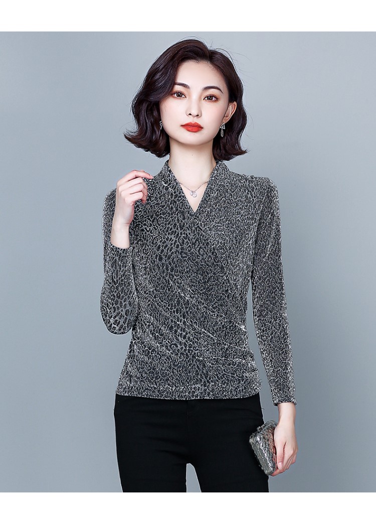 硕依美恋蕾丝打底衫女春秋冬季2021年新款洋气高端v领气质显瘦长袖