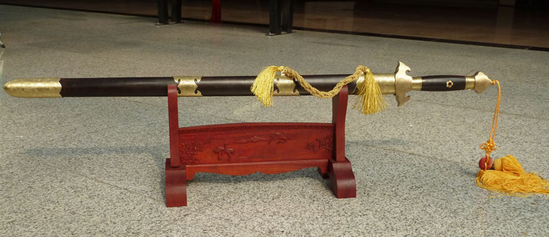 实木剑架实木剑架红木刀剑底座云龙剑座刀架剑托日本架子宝剑40487849