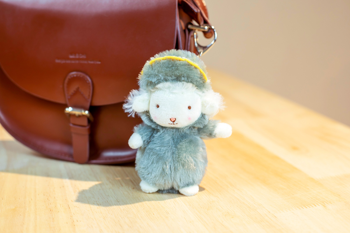 网红小羊公仔毛绒玩具可爱美国羊羊玩偶布娃娃小号儿童生日礼物送闺蜜