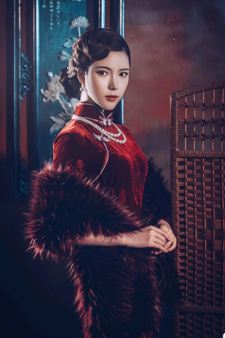 奢古拉轻奢旗袍配饰的项链珍珠双层锁骨链子女士复古颈链多层毛衣链