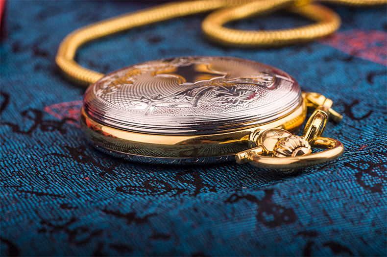 宝茄雷龙哈利波特金色飞贼906火车站金框石英怀表进口机芯雕花背链