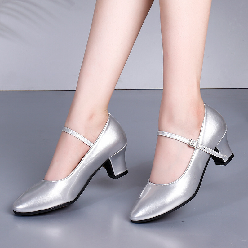 春季新拉丁舞蹈鞋女成人金色软底胶底中高跟摩登舞广场舞鞋跳舞鞋