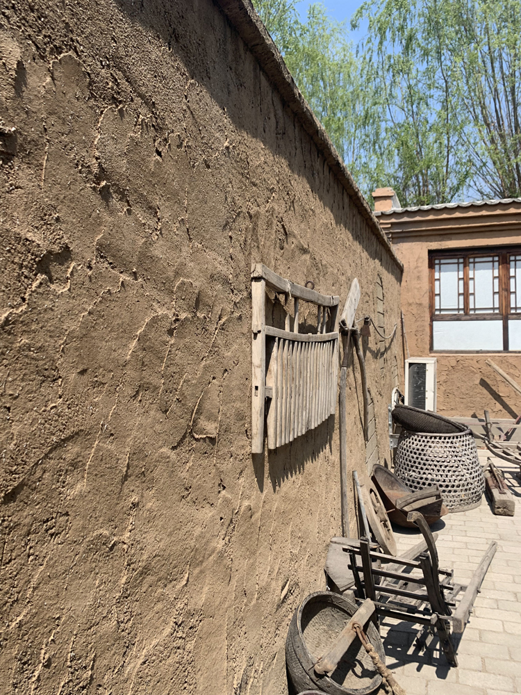 夯土墙面 涂料装饰壁材材料 内外黄泥墙面 民宿农家乐客栈老泥墙 外墙