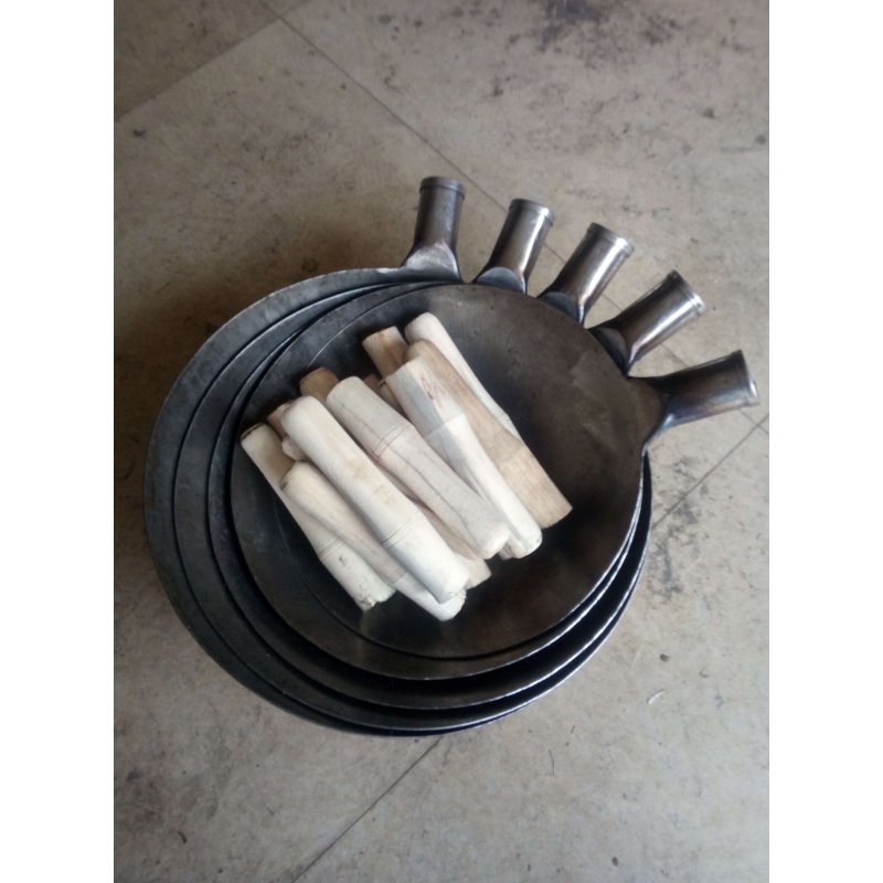 圆底东北饭店食堂厨师惯用铁炒勺手工32cm真不锈铸铁大勺厚4mm2kg平底