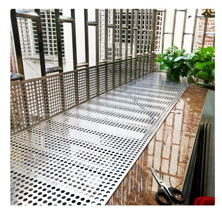 汐岩阳台网垫子窗台垫304不锈钢窗外防护网护栏防漏网垫格隔板自装宽