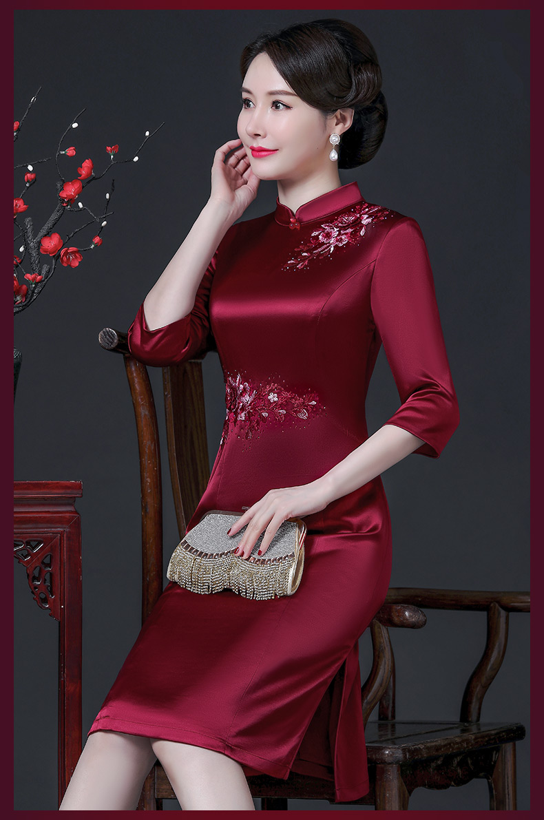 秋季儿子结婚妈妈穿的喜庆衣服年轻喜婆婆装婚礼宴会旗袍连衣裙高贵