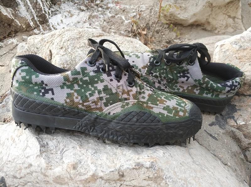 作训胶鞋 3517劳保鞋男防刺穿轻便透气解放鞋耐磨工地工作鞋作训胶鞋