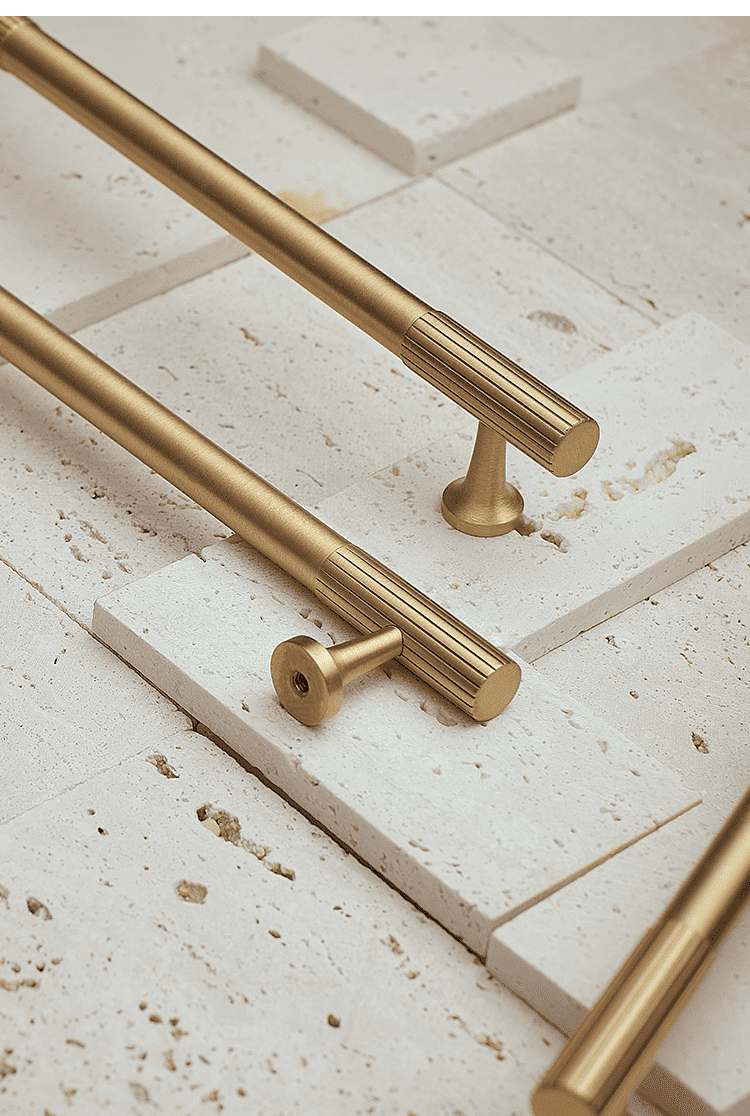 轻奢法式门把手 黄铜法式轻奢拉手现代简约抽屉橱柜衣柜门金色纯铜