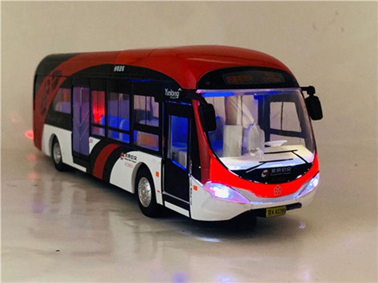 盒装北京公交新能源巴士客车声光回力车模型银隆大红鱼合金玩具比1