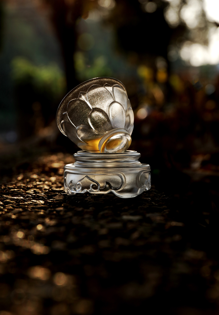 2022新款梁明毓琉璃茶杯莲花杯超薄白色