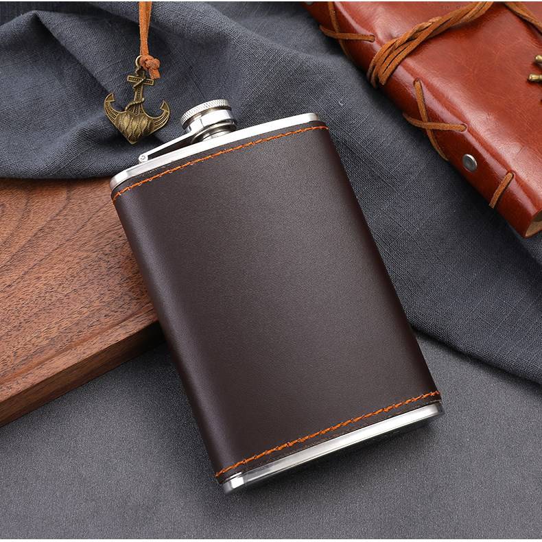 户外水壶便携扁平 304不锈钢加厚扁平酒壶户外随身便携6盎司酒瓶水壶