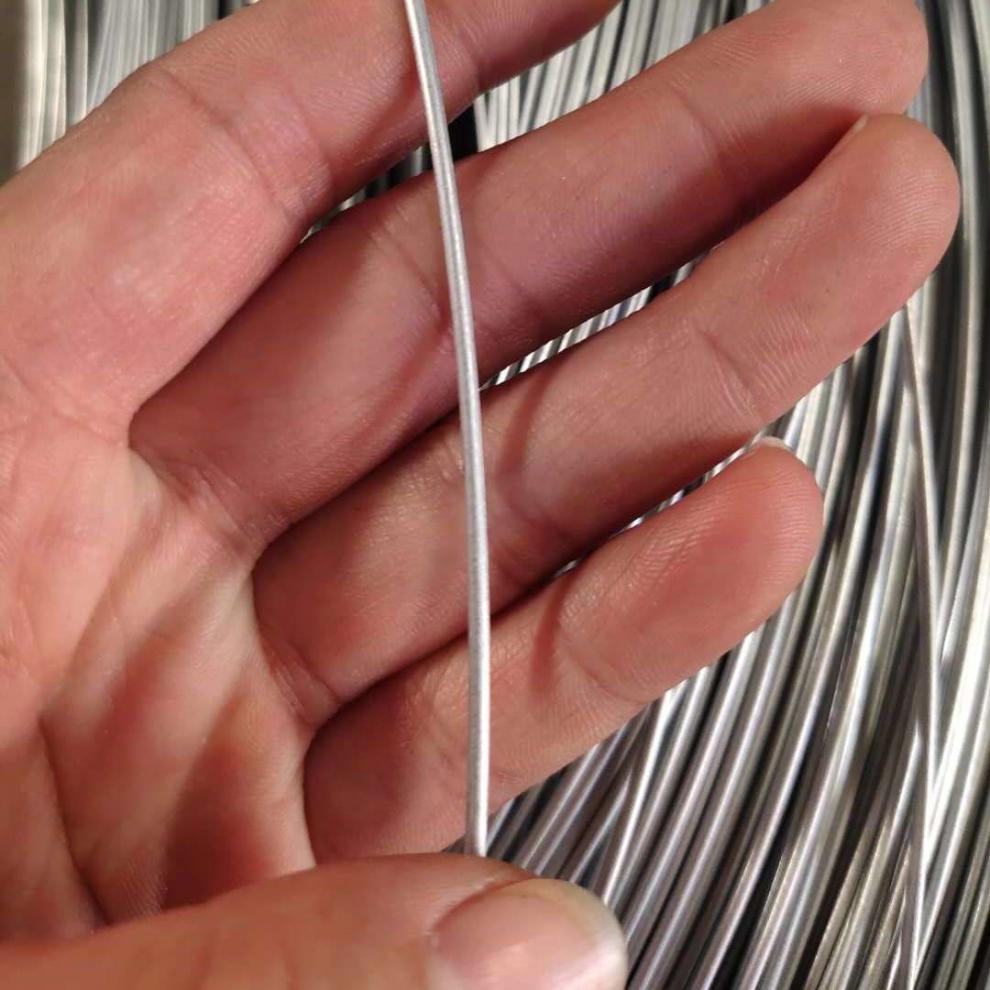 珊野 手工铁丝灯笼骨架挂画窗帘晾衣绳防锈雕塑动物模型花艺架构支撑