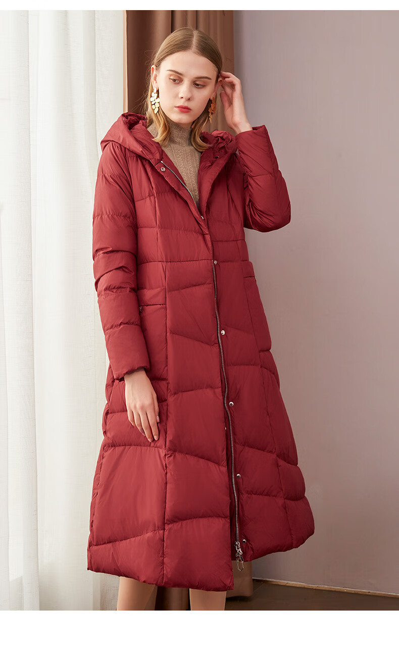 亦朵冬季红色鹅绒长款羽绒服女士过膝气质高端2022年新款收腰外套 酒
