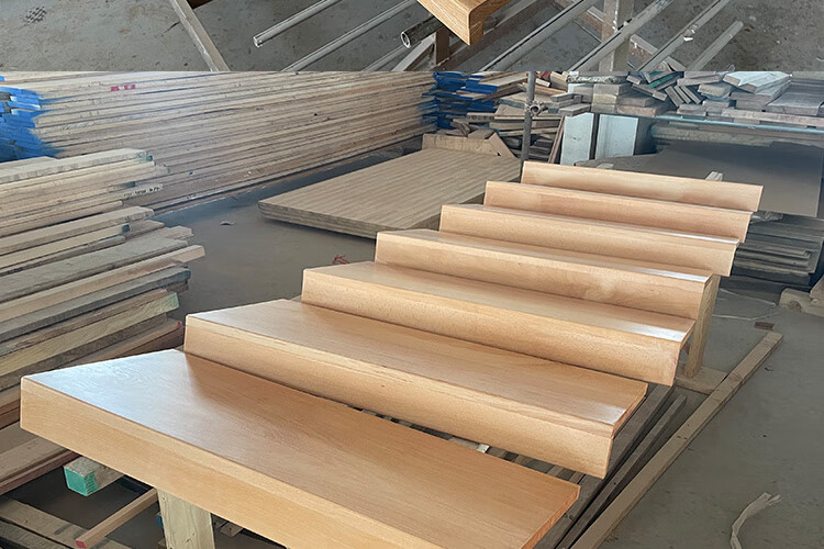 楼梯木踏板 橡木木实木楼梯 板梯踏步板木踏板踏步加工台阶三角板板