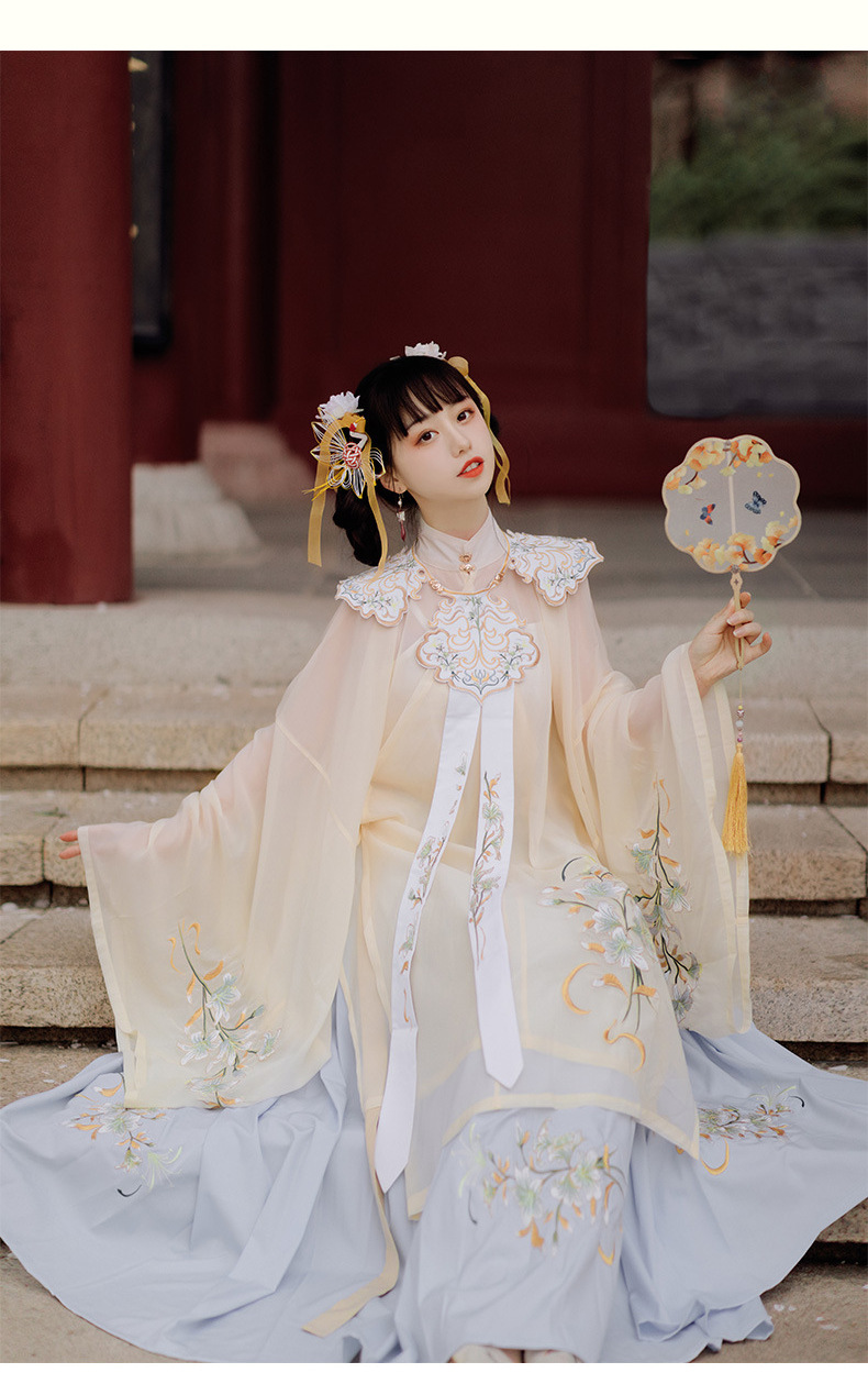 赫纳芙花物语汉服重工刺绣明制传统中国风云肩披肩女日常春款云肩均码