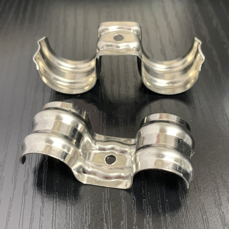 加宽型不锈钢连排骑马卡16单卡双卡穿线管卡瓦斯抢管卡夹铁皮排卡20