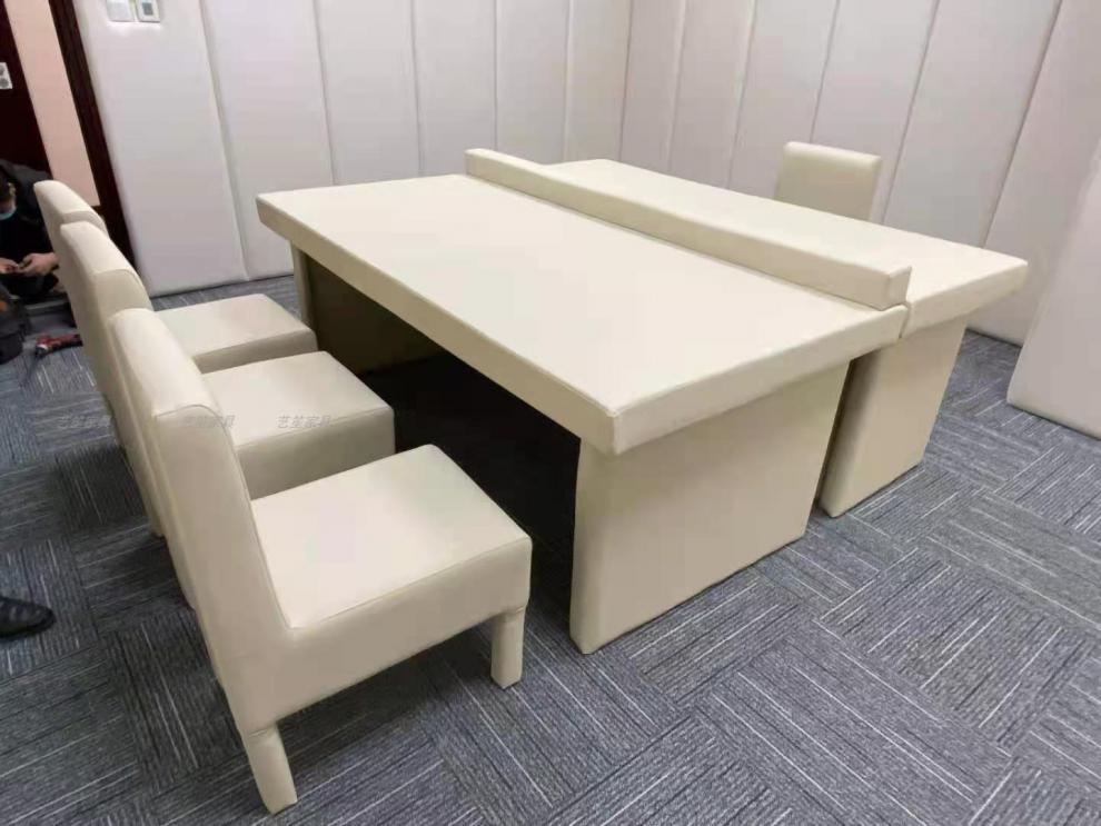 京鹤 防撞审讯台询问桌椅留置谈话室软包桌椅组合 1.6米平面防撞桌