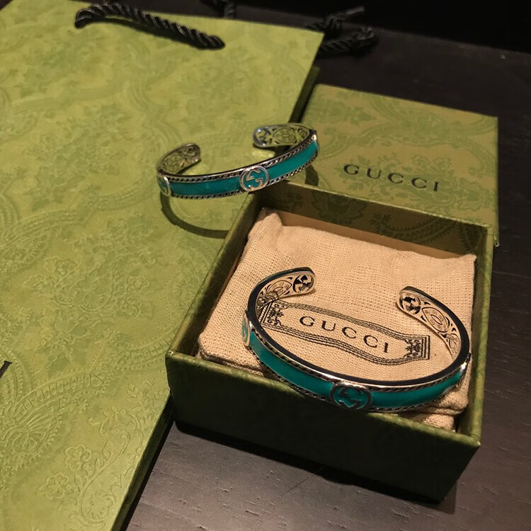 gucci 古驰 互扣式双g银手镯 男女同款休闲百搭首饰 送男友女友日常
