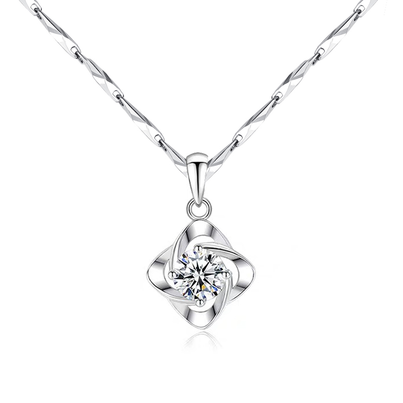 老凤祥和pt950铂金四叶草项链莫桑钻石吊坠七夕情人节送女友礼物镶钻