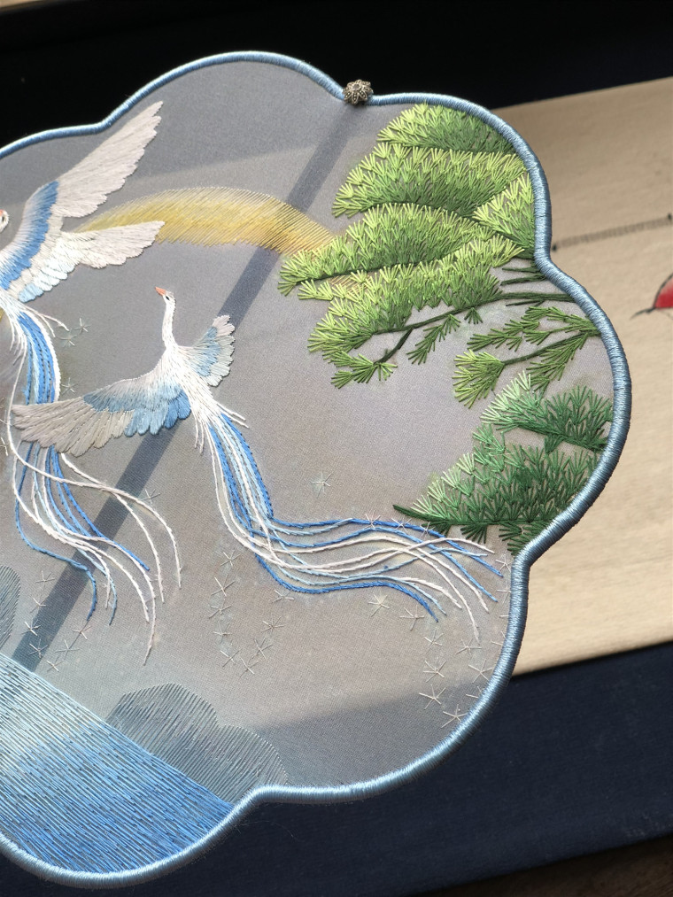 苏绣缂丝团扇苏绣扇子纯刺绣双面绣花绕丝扇缂丝扇苏州团扇中国风汉服