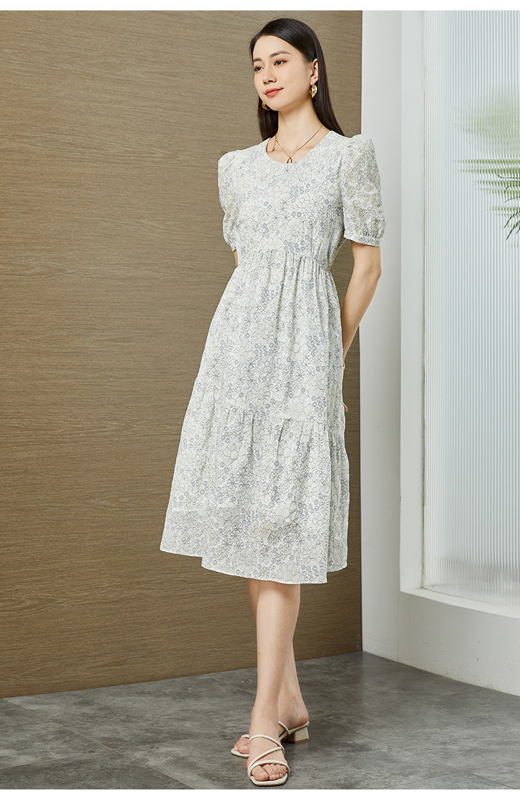 梦舒雅连衣裙2022年新款清新温柔风泡泡袖连衣裙春夏2022新款甜美高腰