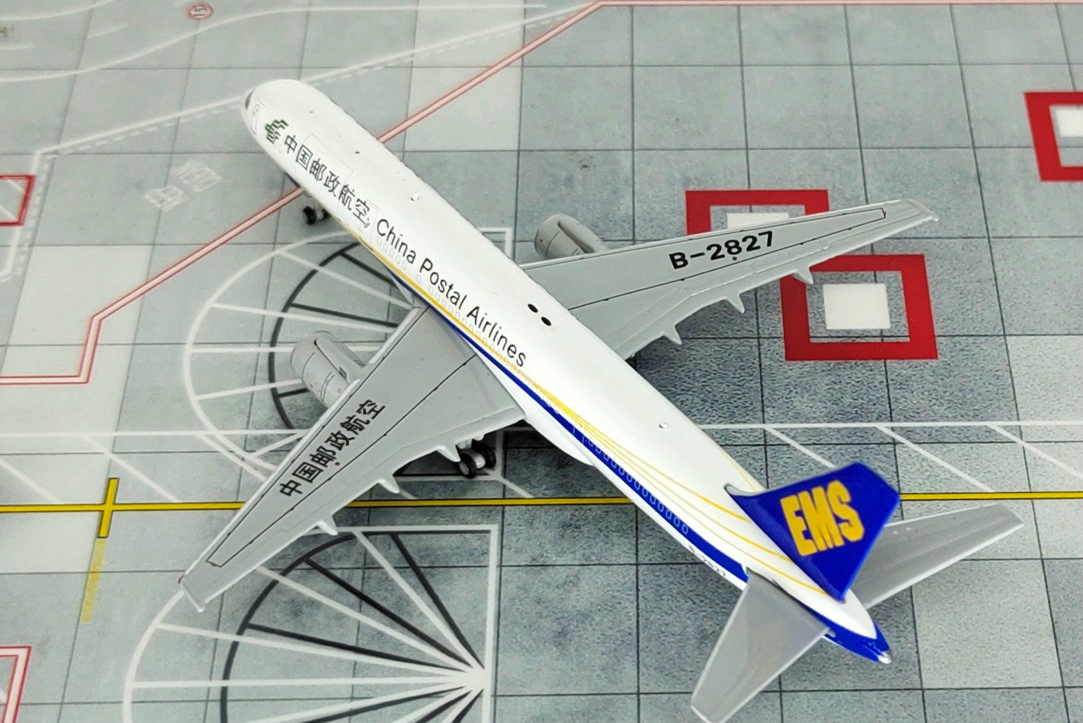 1:400中国邮政航空ems货机波音b757-200f合金飞机模型 模型 塑料支架