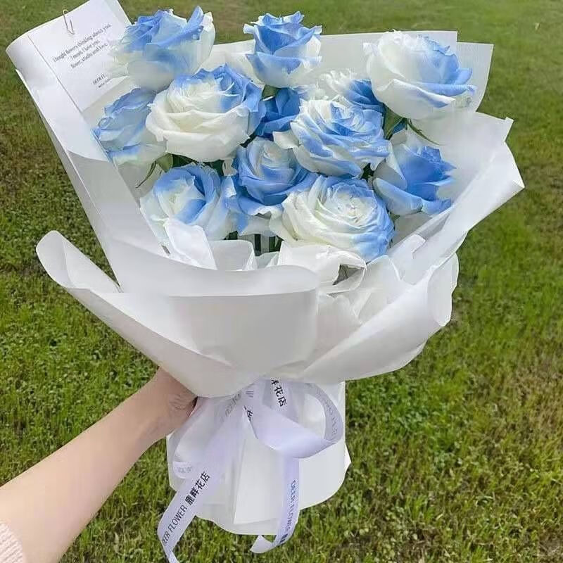 花西拾全国同城配送鲜花速递碎冰蓝渐变玫瑰白花束生日告白礼物送女生